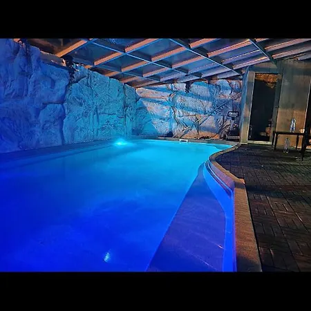 House By Avala With Indoor Pool 빌라 *